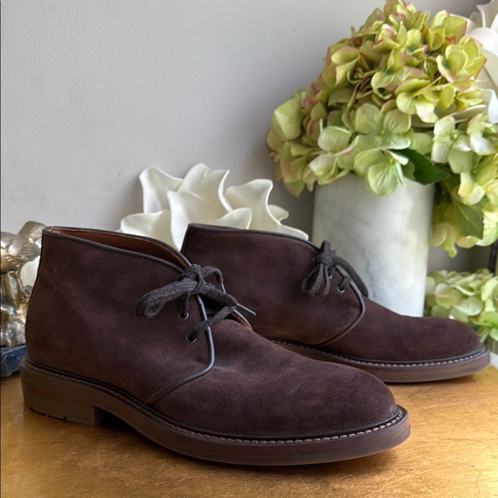 Aquatalia Raphael Oxford Waterproof Chukka Boots in Brown Suede